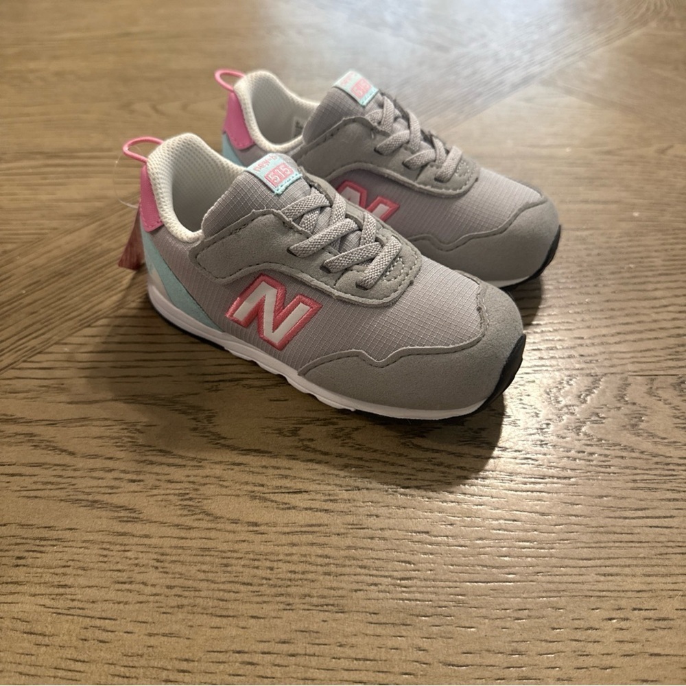 New Balance Kids 515 V1 New-B Hook & Loop Sneaker, Size 7 Unisex Toddler